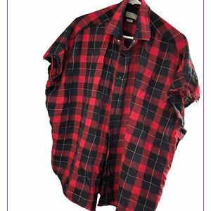 Men’s Zara Sleeveless Distressed Shirt